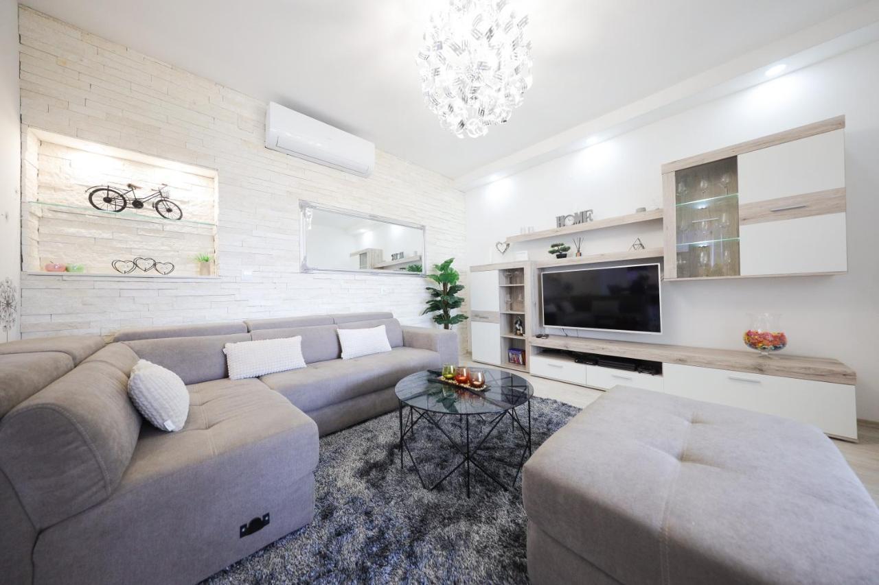 Deluxe look Appartement Zadar Buitenkant foto